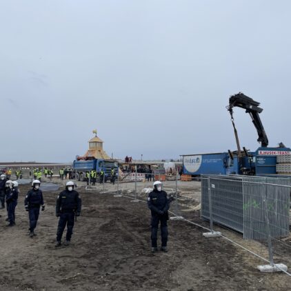 Räumungssituation im Wüstencamp