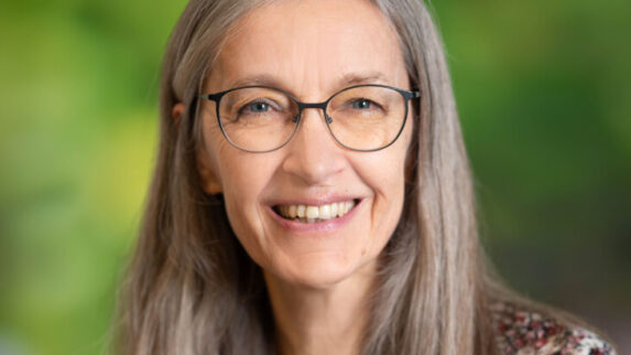 Portraitfoto von Andrea Pelzmann