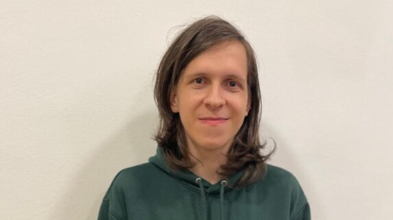 Portraitfoto von Tristan Reinberger